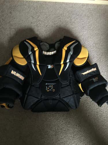 Vaughn Velocity V7 XF Pro Chest and Arm Protector  Senior
