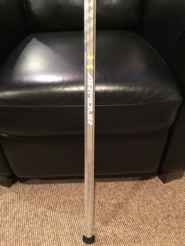 Under Armour Armour Grip Lacrosse Shaft
