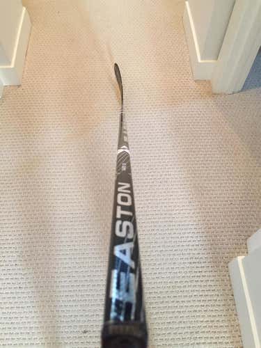 Easton Stealth S19 Stick. Righty 75 Sakic