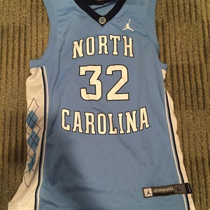 #32 UNC Jersey - Large