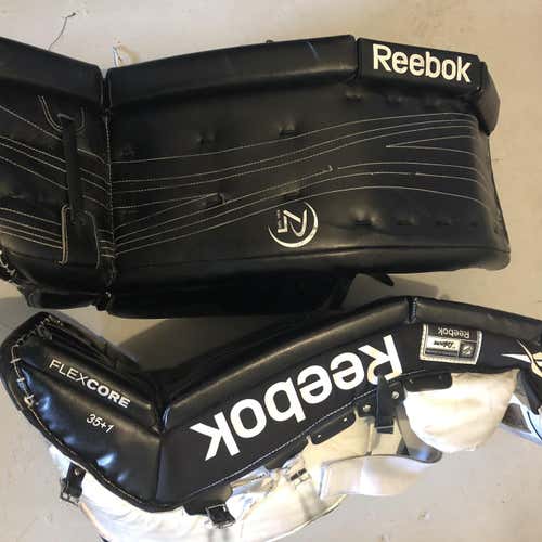 Reebok P4 14K Sr Goalie Leg Pads Black 35+1