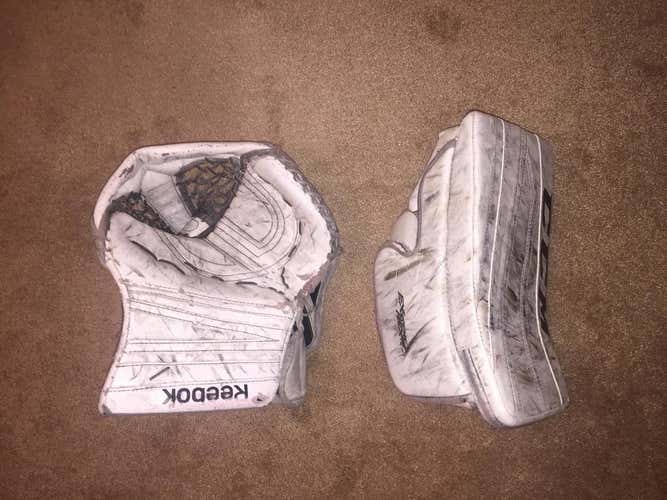 Reebok PREMIER 4 Goalie Glove & CCM Extreme Flex II 860 Blocker Regular Senior