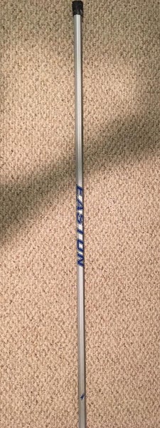 Easton Stealth Defensive Lacrosse Shaft