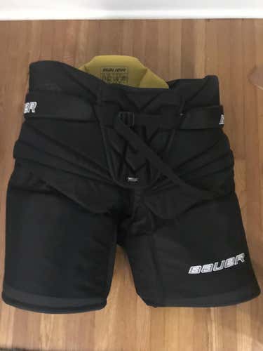 New Bauer NXG  Senior - Black and Never Worn
