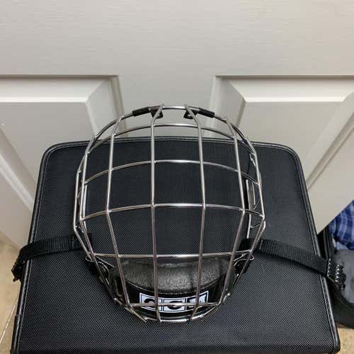 CCM FM480 Chrome Medium