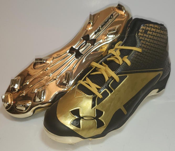 New Under Armour ClutchFit Gold/Black (US Size 14) Football Cleats