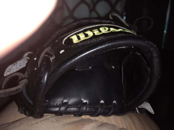Wilson A2000