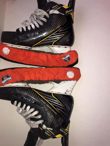 Lightly Used Super Tacks