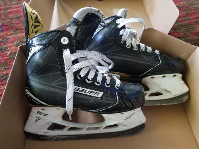 Bauer Supreme Ignite Pro  Junior Size 3.5