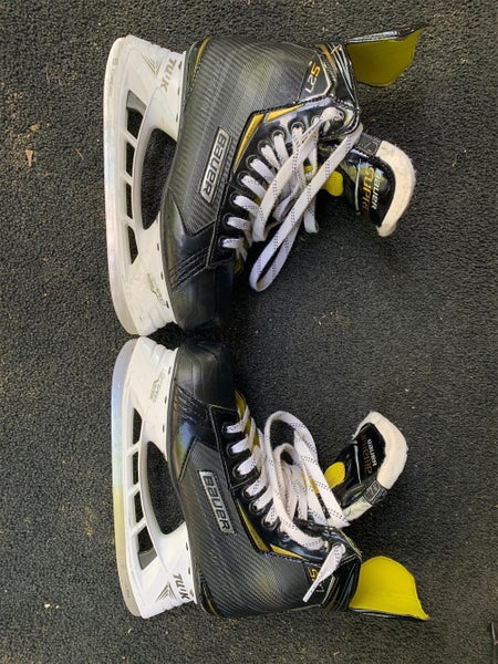 Lightly Used Bauer S27 7.5D Hockey Skates