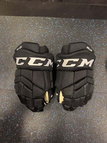 New 14” Boston Bruins Kevin Miller CCM Tacks Gloves Pro Stock
