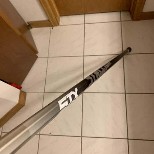 STX Stallion D Pole (Silver To Black Fade)