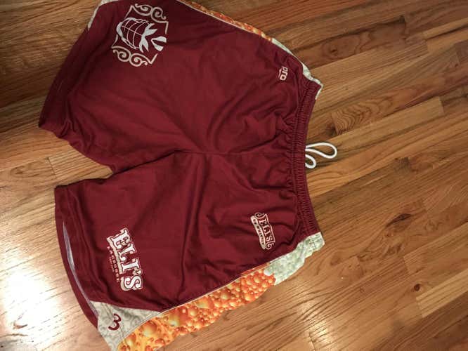 Eli’s on Whitney Men’s LC shorts