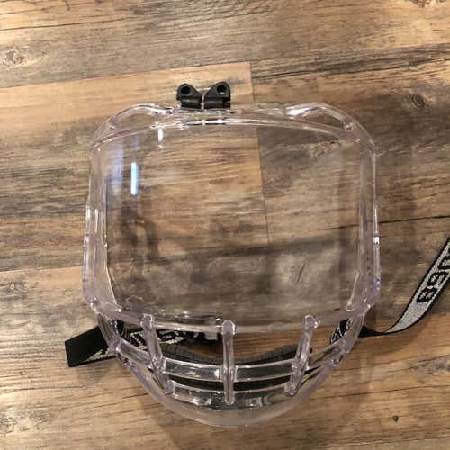 Bauer Concept III Size Large Fish Bowl Shield