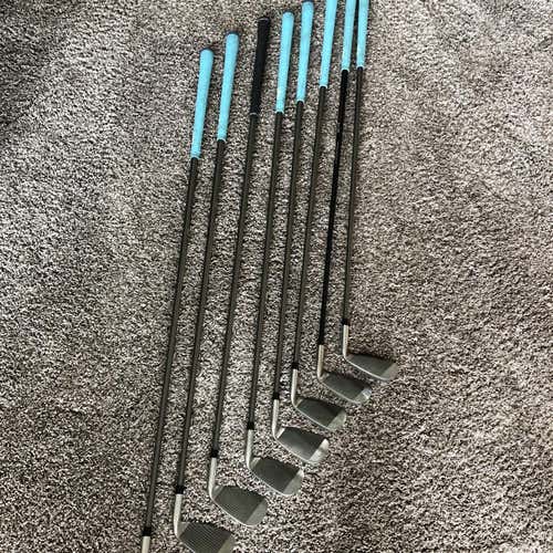 Men’s Wilson Left Handed Club Set