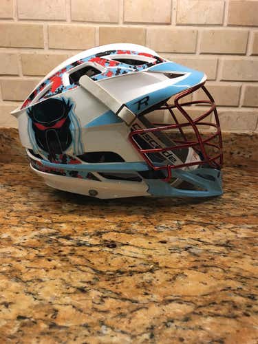 CUSTOM PREDATORS Cascade R