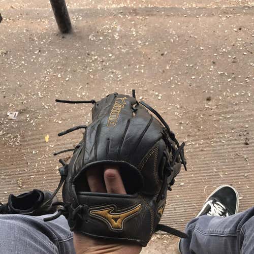 Mizuno MVP Prime