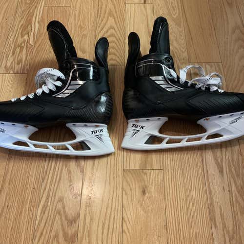 BRAND NEW- Pro Custom VH Skates 9D