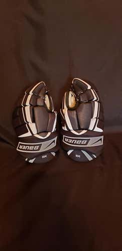 Bauer Vapor XII 12" Hockey Gloves