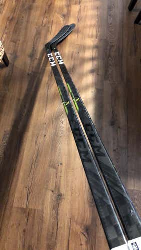 2 Pack - CCM Trigger 3D RH 95 Flex p90