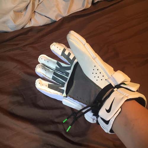 White Painted Burgundy Nike Vapor RIGHT glove