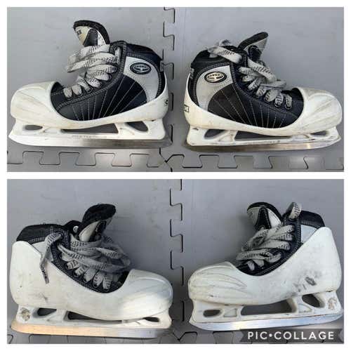CCM Junior 652 Super Tacks Sz 1 Goalie Skates