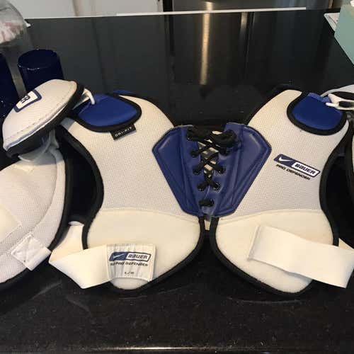 Nike Pro defender Shoulder Pads