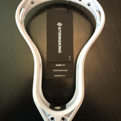 BNWT String King Mark 2v Head. Universal Spec.