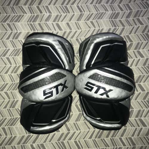 STX Shadow Arm Pads Black