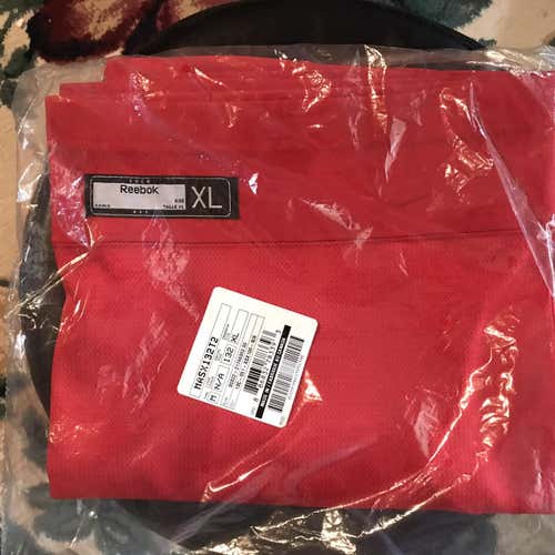 Brand New Reebok Calgary Flames Socks In Package