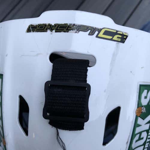 Bauer Concept C2 Mask, Good Condition