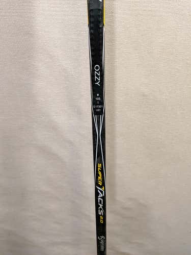 CCM Super Tacks 2.0  Righty Mid Senior Pro Stock