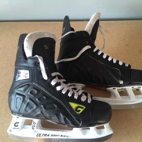 Craig Adams Game Used Graf G35 Pro Stock Hockey Skates
