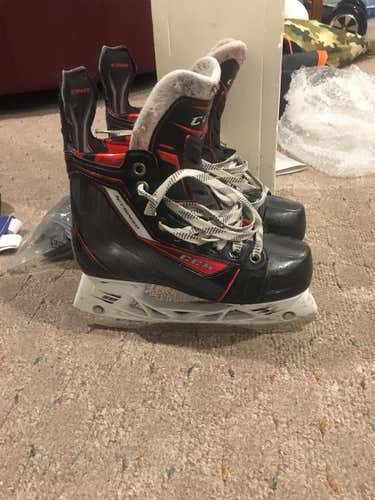 CCM Jetspeed’s in good condition!