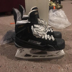 Bauer Supreme MX3’s in Great Condition!