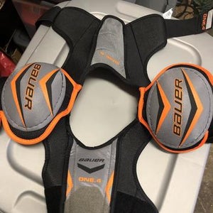 Bauer Kids Youth Med Chest Protector Used