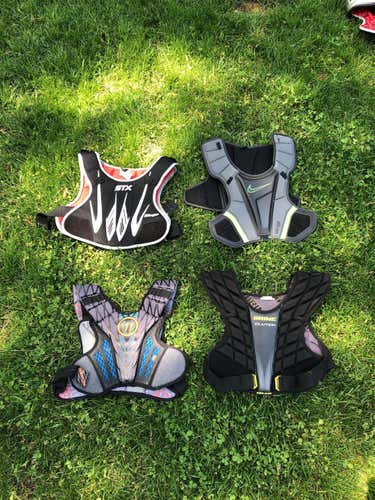 bundle of chests pads 25 for each