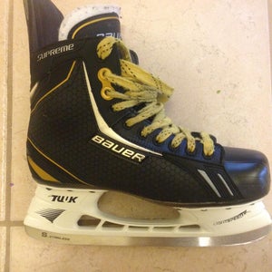 New Bauer  Senior Size 10.5