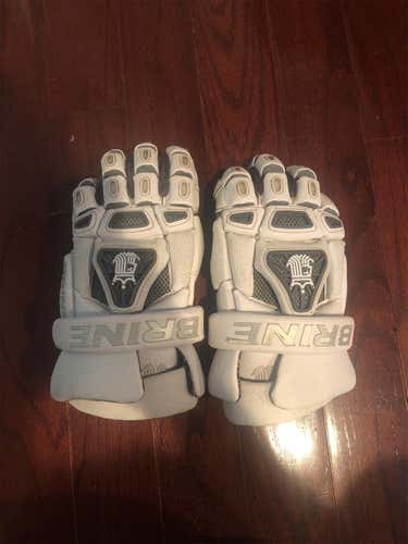 Brine King 4 Goalie Gloves
