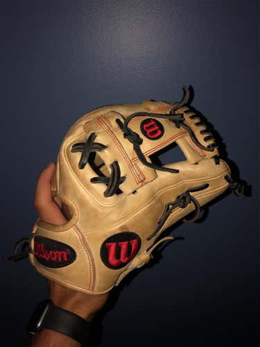 Wilson A2000