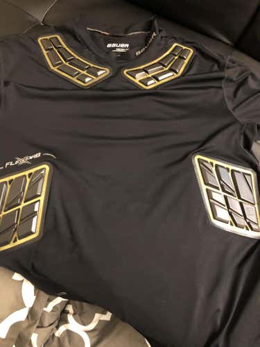 Bauer  Senior Padded Shirt