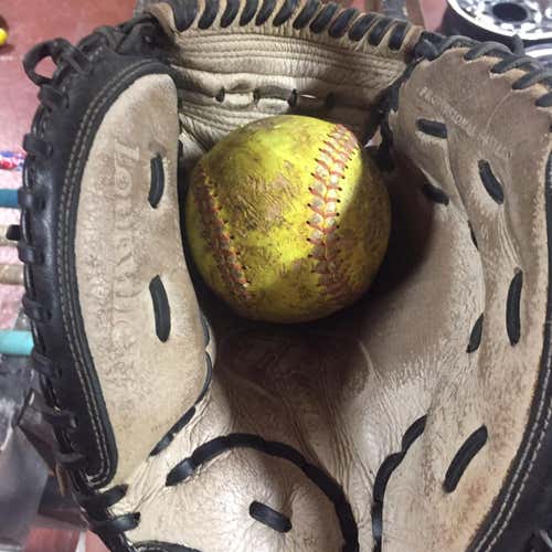 Used Fast Pitch Catchers Glove