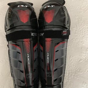 Ccm QuickLite Shinguards