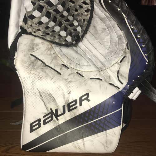 Bauer Vapour 1x Goalie Glove - Used