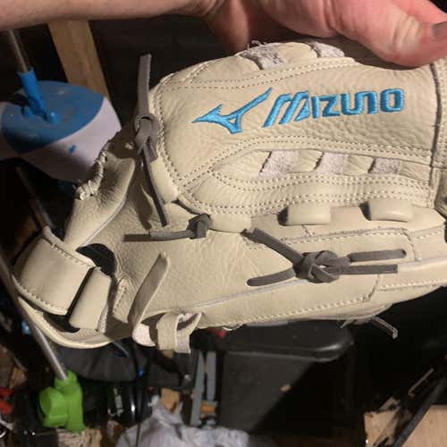 Mizuno Girls' MVP Prime 13" Fast-Pitch Glove White/Gray/Blue - Softball Baseball Gloves And Mitts
