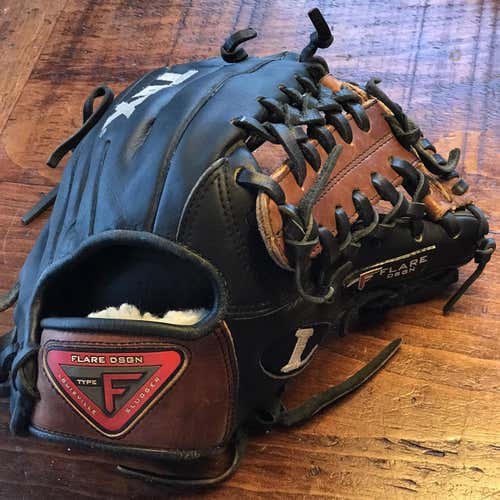 Louisville TPX Pro - 11.5” - Trades Welcomed