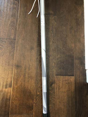 STX Exult 300 on 7075 Lacrosse Stick