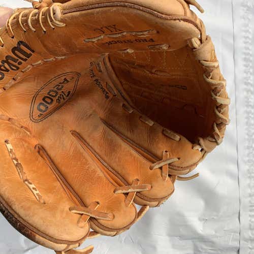 Wilson A2000 Baseball Glove