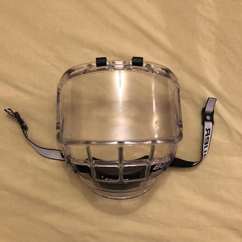 Used Bauer Concept 2 Full Shield