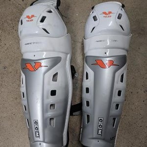CCM Shin Pads Senior